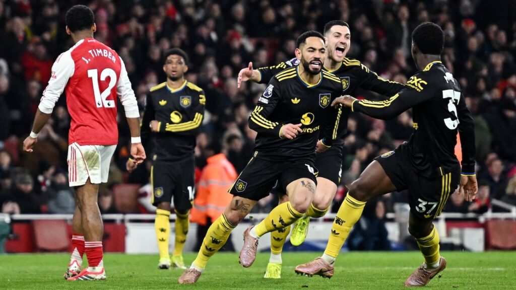 Arsenal’s Title Bid Stumbles as Manchester United Strike Late ARSENAL